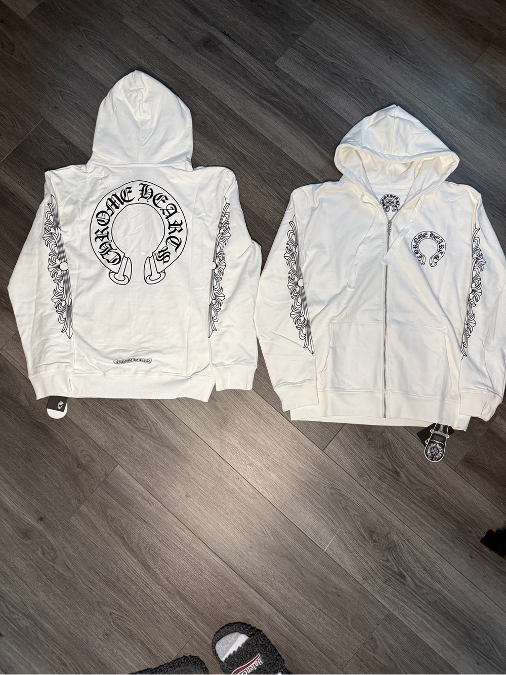Horse shoe Chrome white zip-up Hoodie